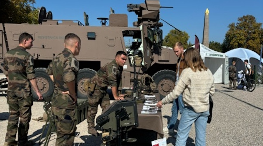 L'armée de Terre recrute et forme 16 000 jeunes à plus de 100 métiers / DR